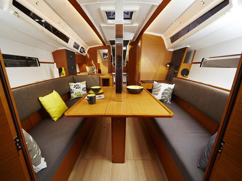 Book yachts online - sailboat - Sunsail 34- 2/1 - Sunsail 34- 2/1 (2019) - rent