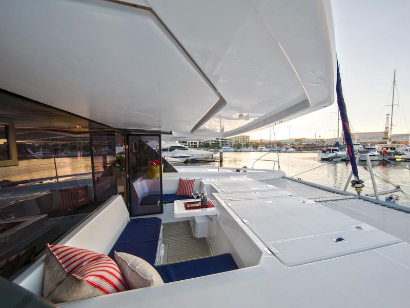 Book yachts online - catamaran - Sunsail 454 - Sunsail 454 (2018) - rent
