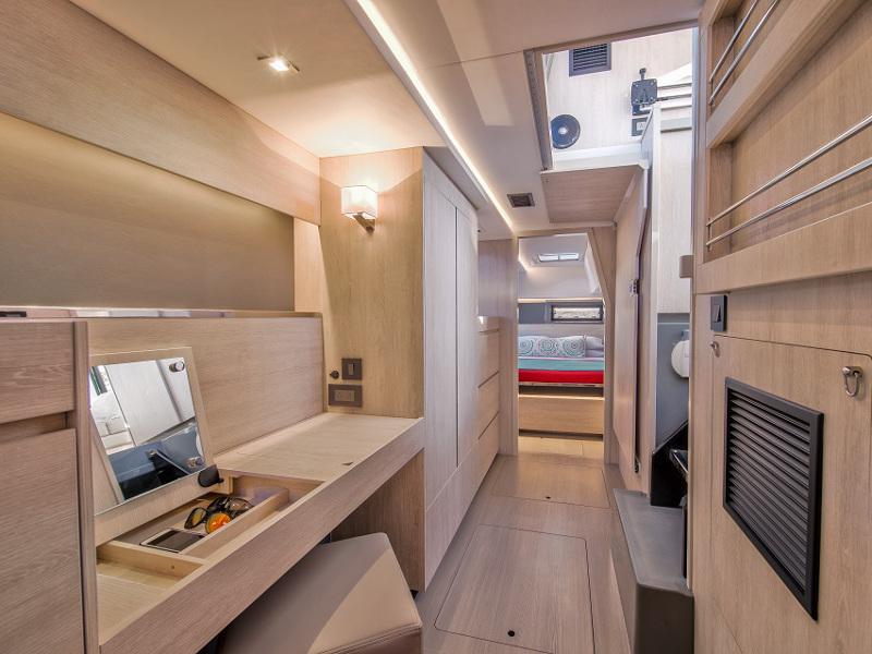 Book yachts online - catamaran - Sunsail 454 - Sunsail 454 (2017) - rent