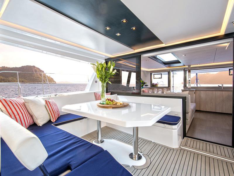 Book yachts online - catamaran - Sunsail 454 - Sunsail 454 (2017) - rent