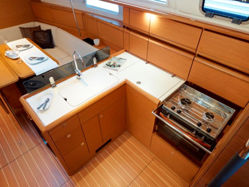Book yachts online - sailboat - Sunsail 38/2 - Sunsail 38/2 (2017) - rent