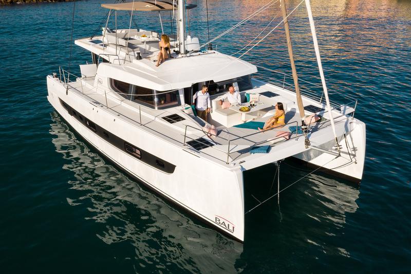 Book yachts online - catamaran - Bali 4.6 (5+2 cab) - Chillout - rent