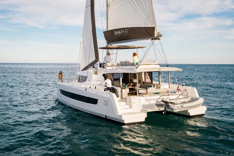 Book yachts online - catamaran - Bali 4.6 (5+2 cab) - Chillout - rent