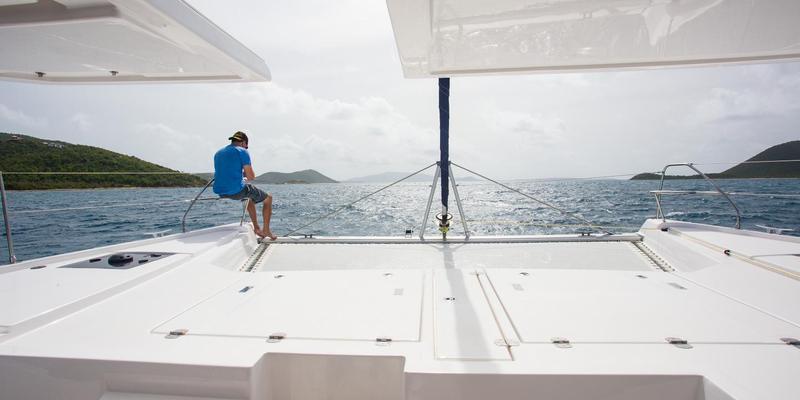 Book yachts online - catamaran - Moorings 5000 - Moorings 5000 (2019) - rent