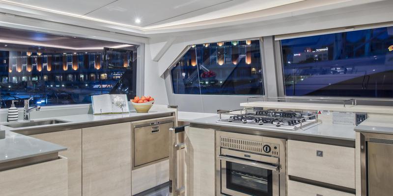 Book yachts online - catamaran - Moorings 5000-5 - Moorings 5000-5 (2020) - rent