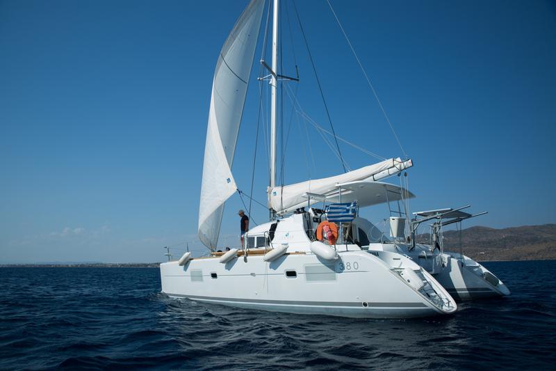 Book yachts online - catamaran - Lagoon 380 - Vienna | Solar Panel, Inverter - rent