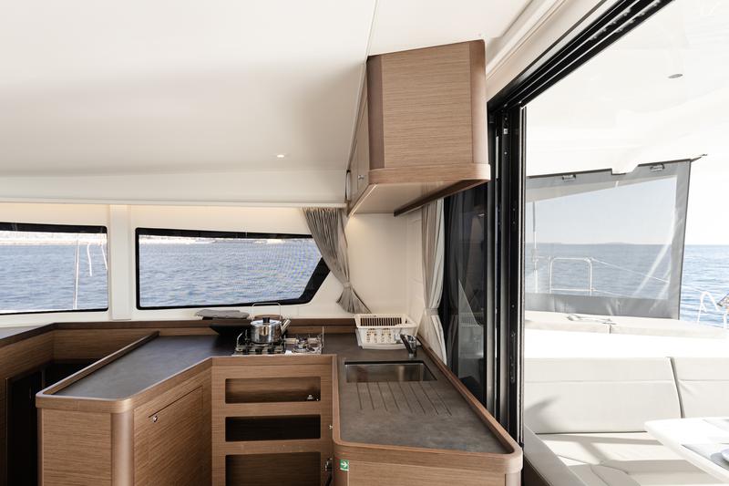 Book yachts online - catamaran - Lagoon 42 - Notorious | A/C, Gen, Watermaker, 12 pax - rent