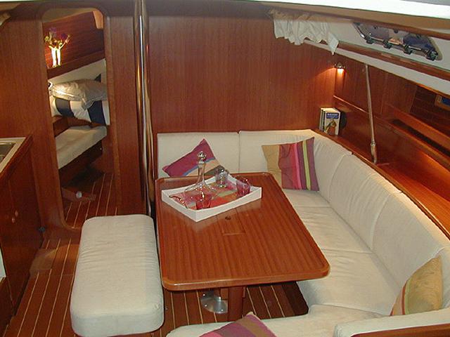 Book yachts online - sailboat - Dufour 385 - D385-07-P - rent