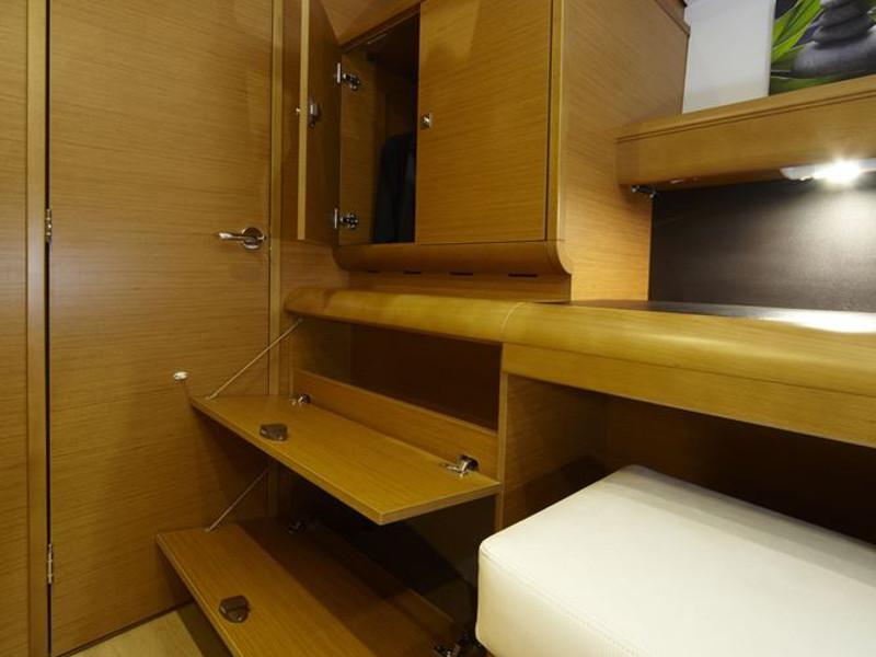 Book yachts online - sailboat - Sun Odyssey 439 - ALIKI - rent