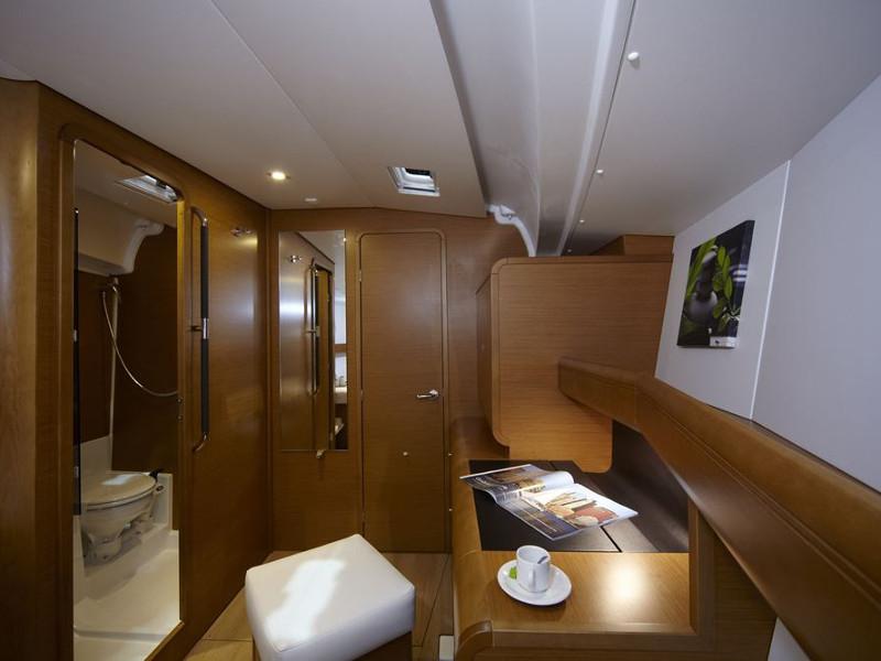 Book yachts online - sailboat - Sun Odyssey 439 - ALIKI - rent