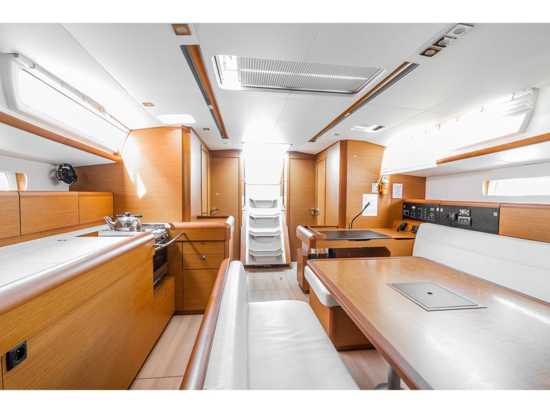 Book yachts online - sailboat - Sun Odyssey 519 -  5 cabs - PANAGIA - rent