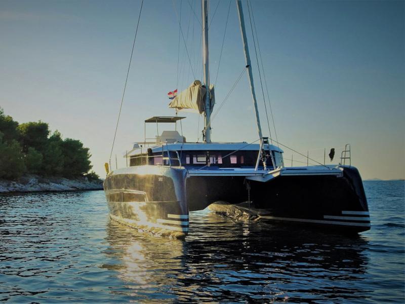 Book yachts online - catamaran - Dufour 48 Catamaran - PAX - rent