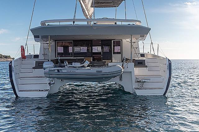 Book yachts online - catamaran - Dufour 48 Catamaran - AVE - rent