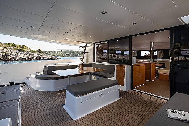 Book yachts online - catamaran - Dufour 48 Catamaran - AVE - rent