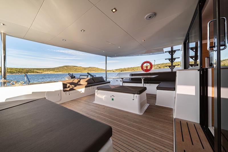 Book yachts online - catamaran - Dufour 48 Catamaran - YAM - rent