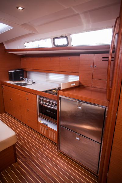 Book yachts online - sailboat - Dufour 460 Grand Large - NOSTROMO - rent