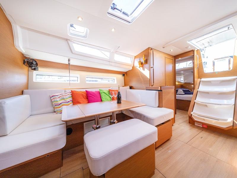 Book yachts online - sailboat - Sun Odyssey 490 - BALDUR - rent