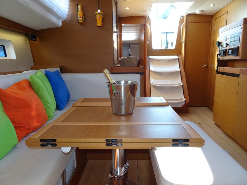 Book yachts online - sailboat - Sun Odyssey 490 - DONAR - rent