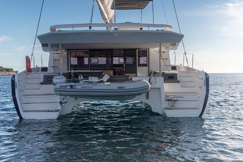 Book yachts online - catamaran - Dufour 48 Catamaran - LER - rent