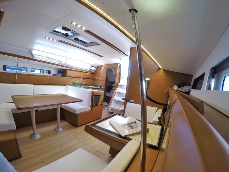 Book yachts online - sailboat - Sun Odyssey 449 - Nina - rent