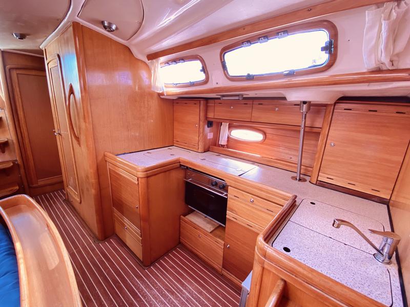 Book yachts online - sailboat - Bavaria 46 Cruiser - Enalia (Refit 2019) - rent