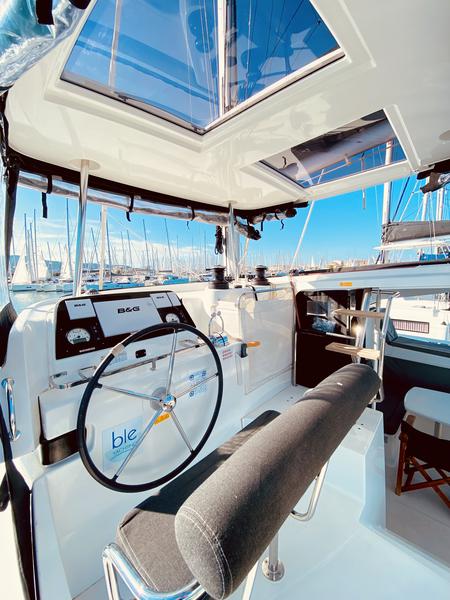 Book yachts online - catamaran - Lagoon 42 - Kaiki (A/C - Generator) - rent