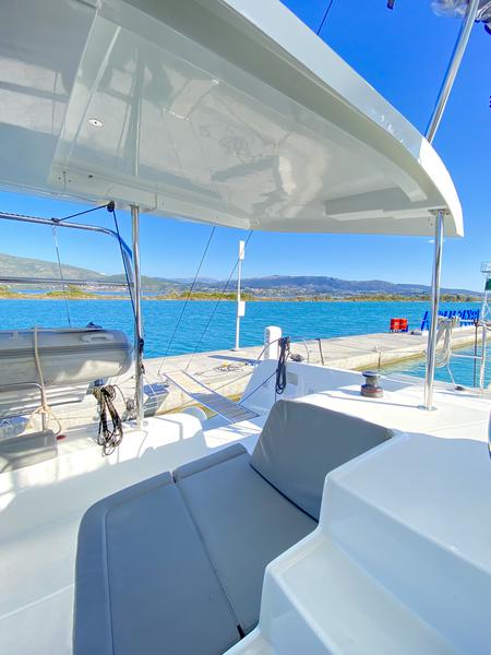 Book yachts online - catamaran - Lagoon 42 - Kaiki (A/C - Generator) - rent