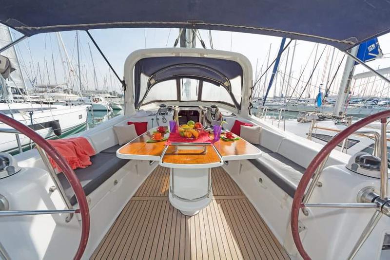Book yachts online - sailboat - Oceanis 50 Family - Sueno - rent