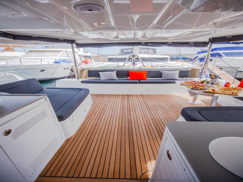 Book yachts online - catamaran - Lagoon 46 - ALICE - rent