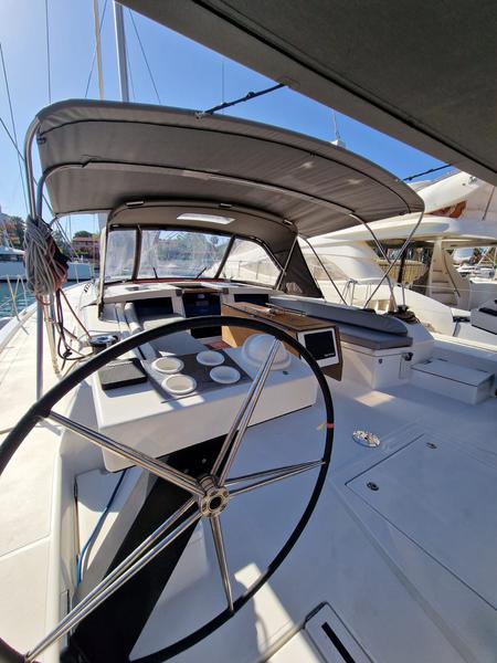 Book yachts online - sailboat - Dufour 530 Grand Large - Albus - rent