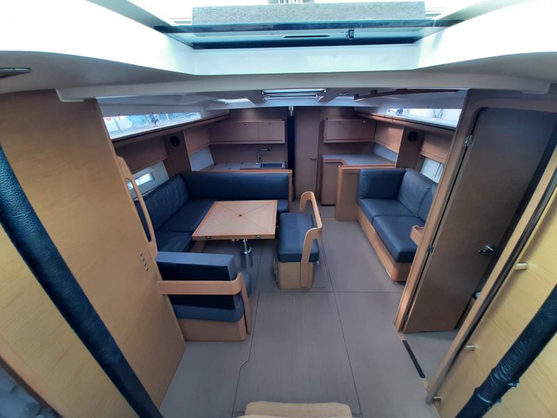 Book yachts online - sailboat - Dufour 520 Grand Large - Sirius - rent