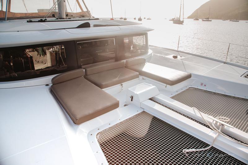 Book yachts online - catamaran - Lagoon 46 - Machango - rent