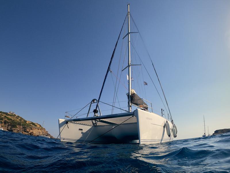 Book yachts online - catamaran - Lagoon 500 - Lepado 2006 skippered - rent
