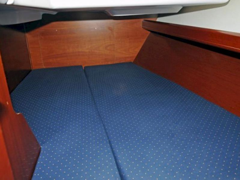 Book yachts online - sailboat - Oceanis 393 Clipper - Selina - rent
