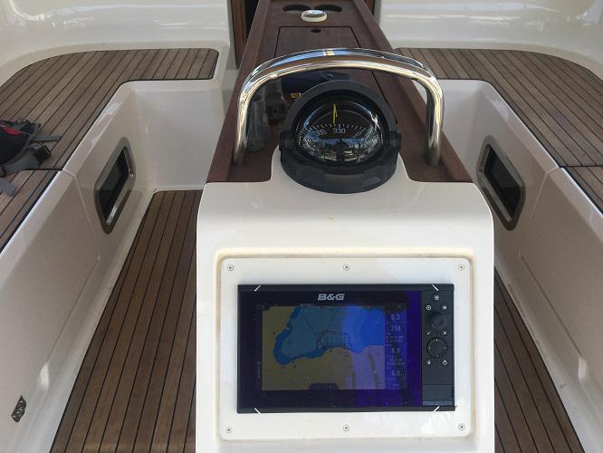 Book yachts online - sailboat - Bavaria Cruiser 46 - Santiago - rent