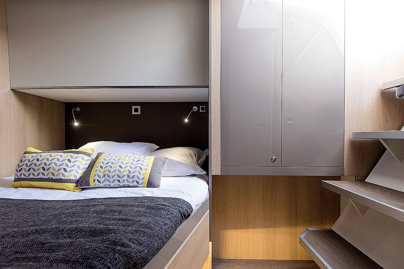Book yachts online - catamaran - Bali 5.4 - Blue Blue Blue - rent