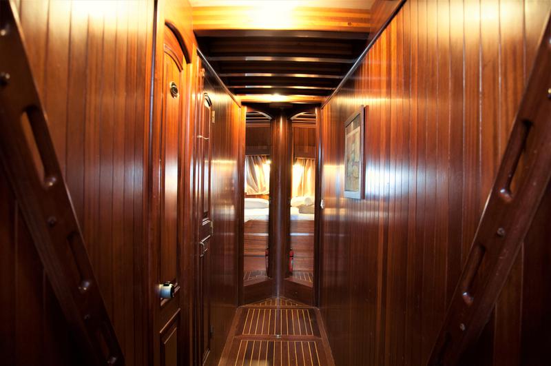 Book yachts online - other - Donna Marisa (ex Lady C) - Donna Marisa - rent