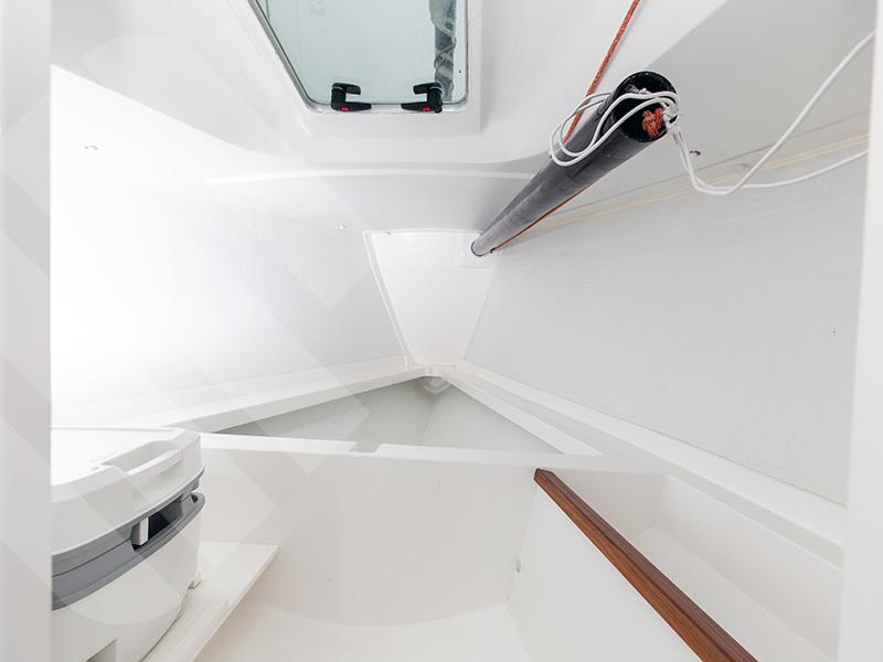Book yachts online - sailboat - J 88 - Mauka - rent