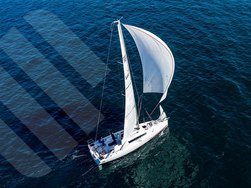 Book yachts online - sailboat - Sun Fast 3200 - R2D2 - rent