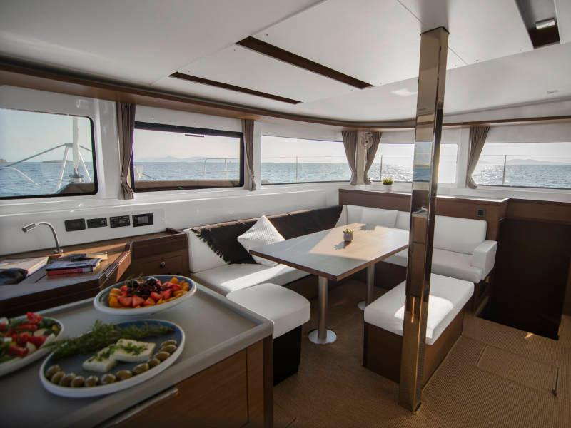 Book yachts online - catamaran - Lagoon 46 - Creo Two - rent