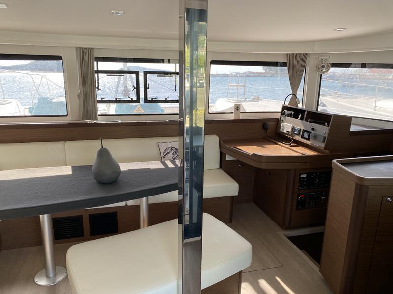 Book yachts online - catamaran - Lagoon 42 (A/C, Watermaker, Gen) - ORSA (AC/Gen/W.Maker - rent