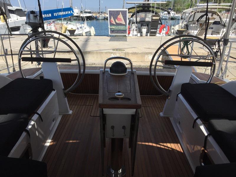 Book yachts online - sailboat - Bavaria 51 Cruiser - Top Sea - rent