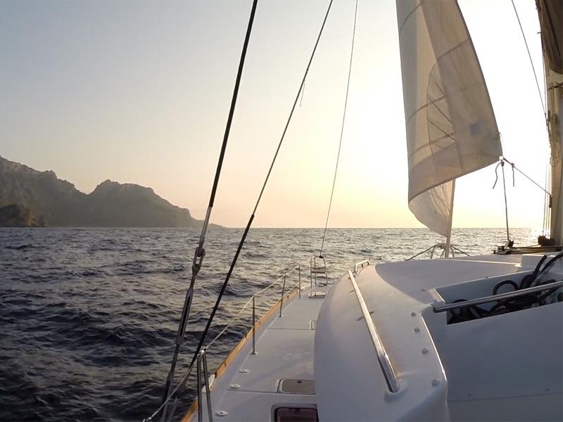 Book yachts online - catamaran - Lagoon 450 - Legend VLT-091 - rent