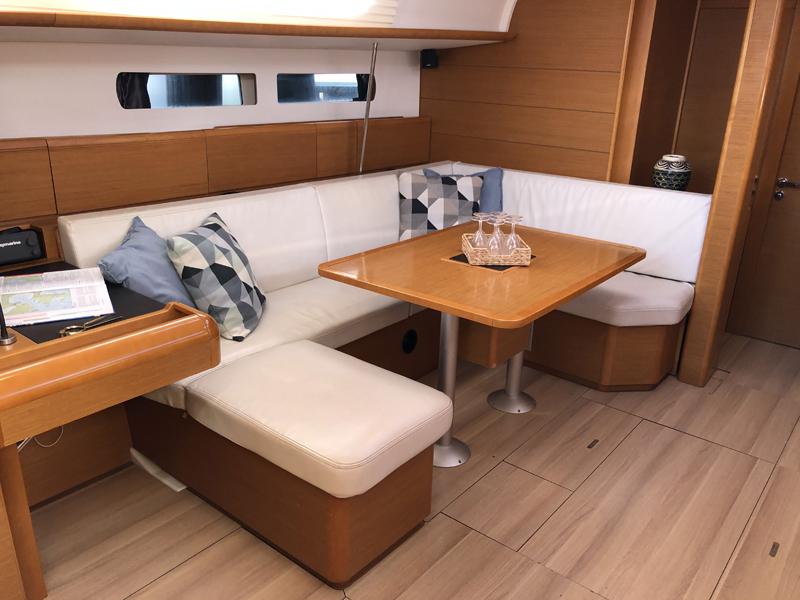 Book yachts online - sailboat - Sun Odyssey 479 - Luna Rossa (Refit 2021) - rent