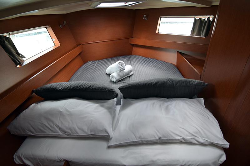 Book yachts online - sailboat - Oceanis 41.1 - Norma (Refit 2022) - rent