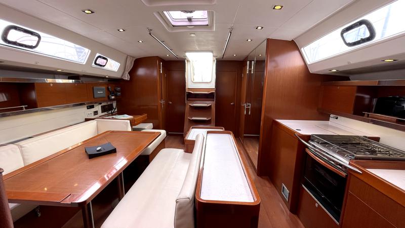 Book yachts online - sailboat - Oceanis 50 - Thano (A/C - Generator - 12 pax) - rent