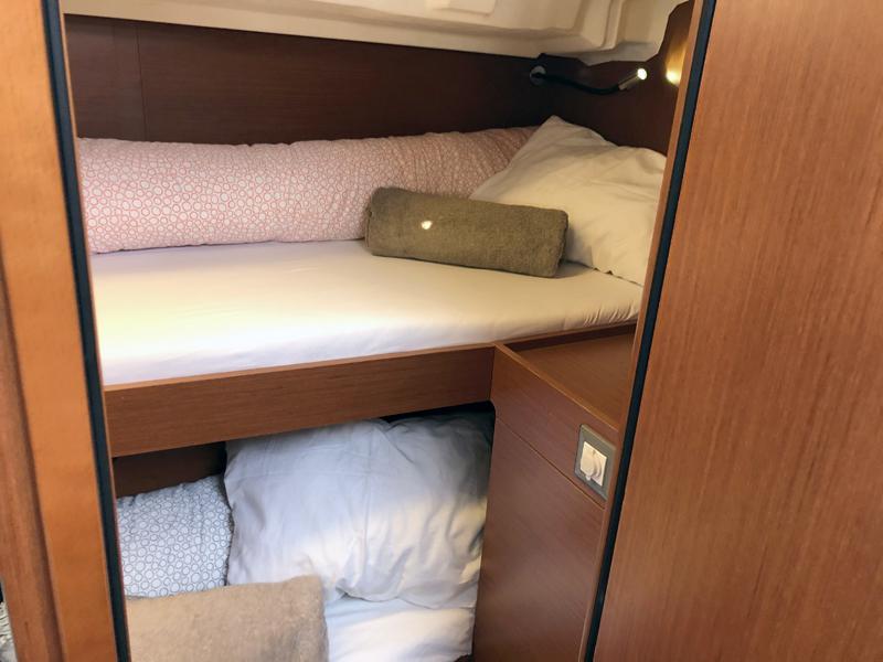 Book yachts online - sailboat - Oceanis 46.1 - Sia - rent