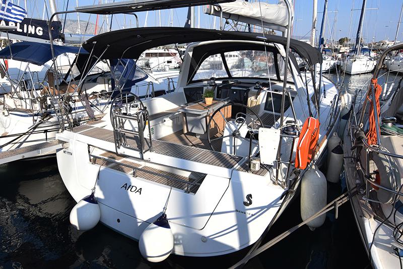 Book yachts online - sailboat - Oceanis 45 - Aida (Refit 2019) - rent