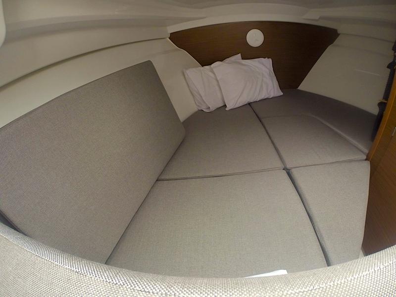 Book yachts online - motorboat - Merry Fisher 695 - DiV - rent