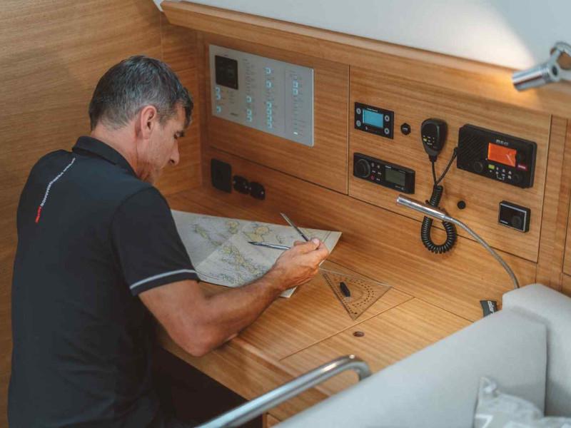 Book yachts online - sailboat - Elan Impression 45.1 - Eva - rent